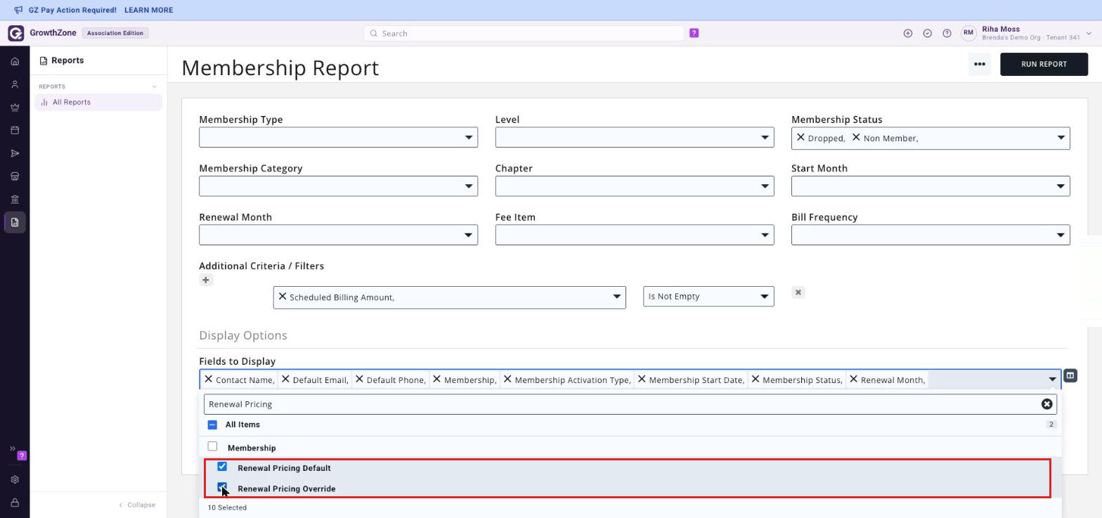 The report field selection showing Renewal Pricing Default and Renewal Pricing Override boxed